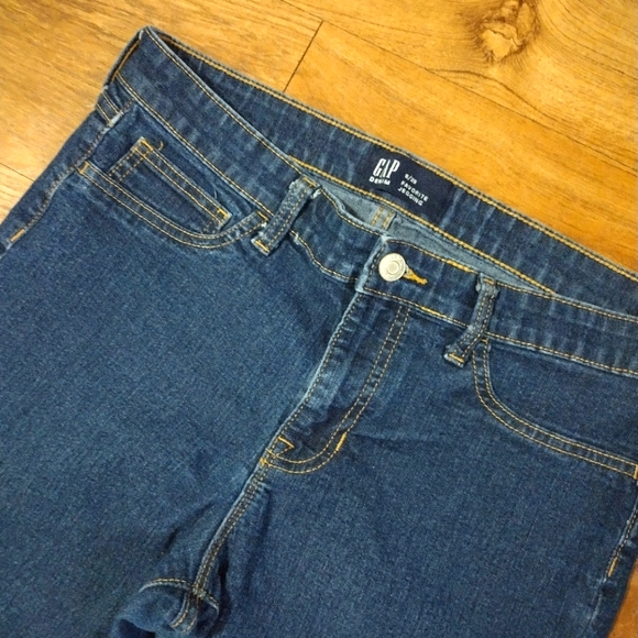 GAP Jeans - Picture 5 of 6